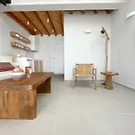 Triantafilia Apartment *