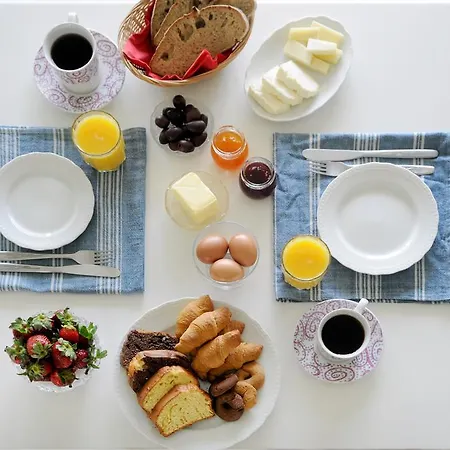 Apartament Triantafilia *